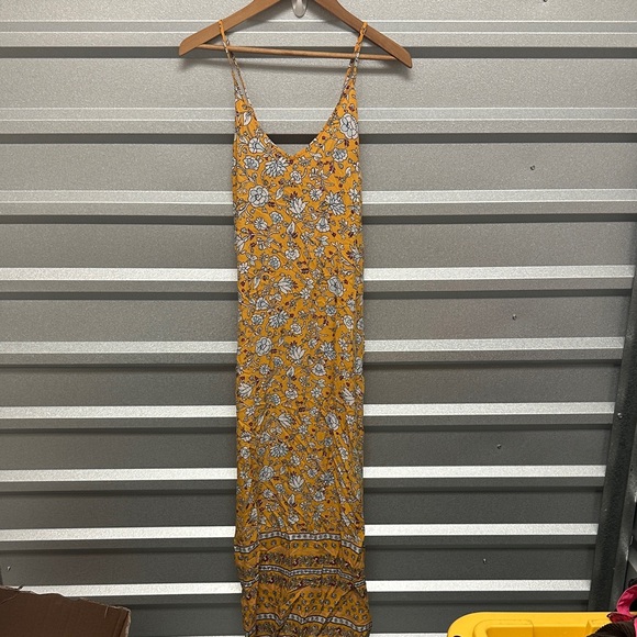 Old Navy Womens Floral Yellow Maxi Dress Cross Back Strappy Summer Boho Artsy - Picture 2 of 10
